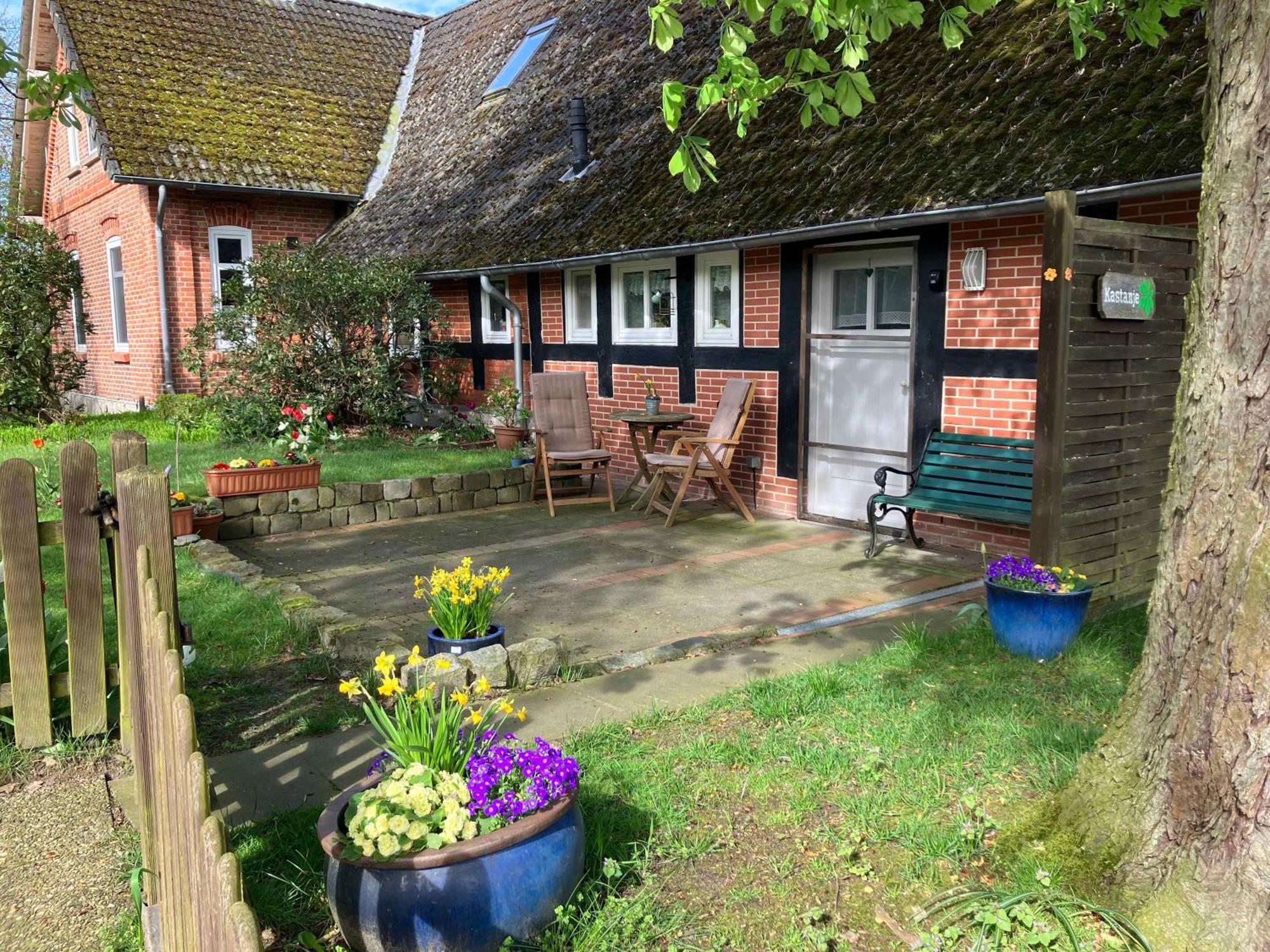 Ferienapartment Kastanje Gross Ippener Luaran gambar